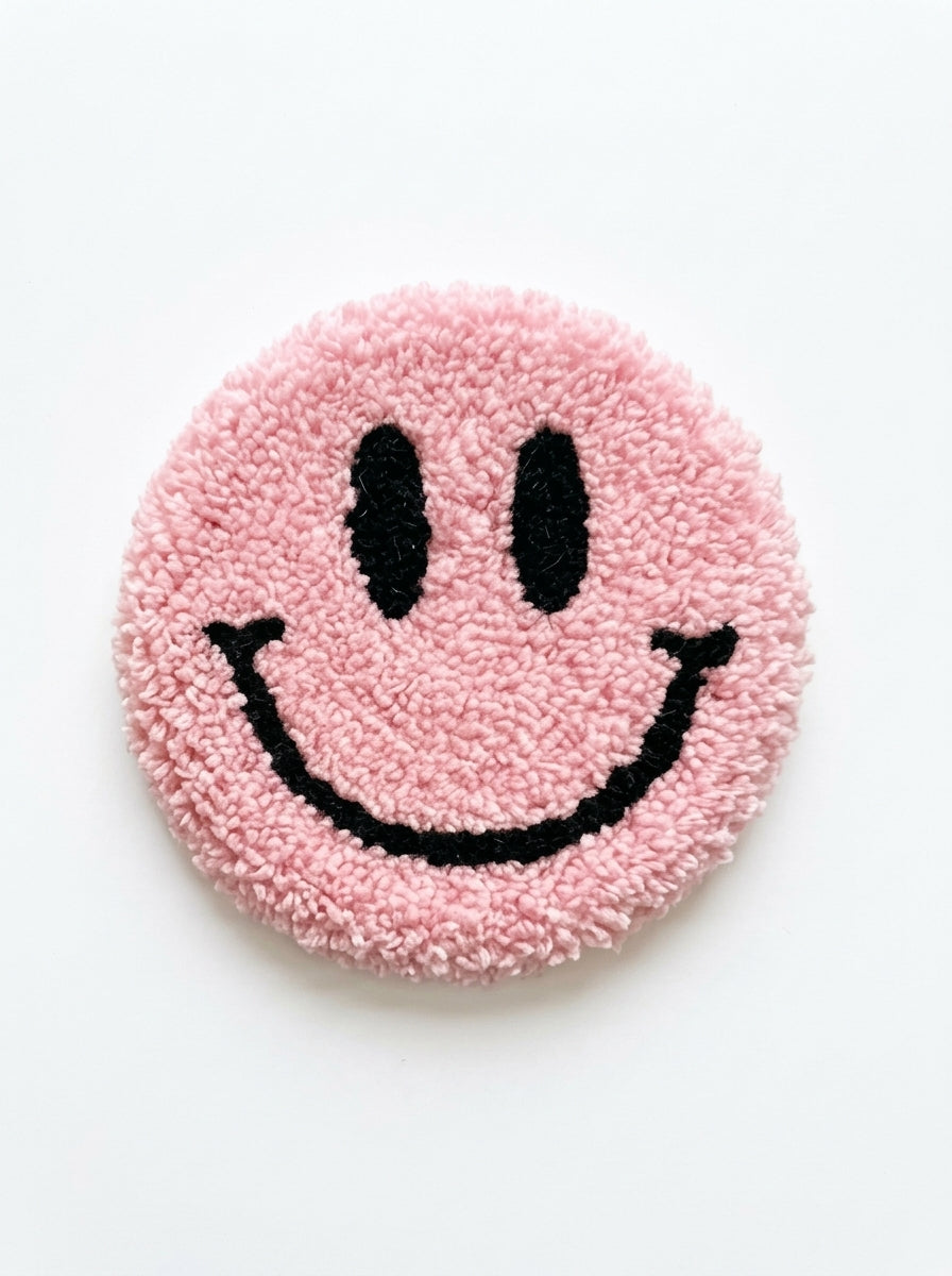 Punch Needle Smiley Face Coaster, 1 Piece Cute Tufted Yarn Drink Mat, Soft Round Happy Face Cup Coaster with Handmade Style Texture, Decorative Mug Coaster for Coffee Cups, Tea Cups, Home and Office Decor, Cute Gift for Craft Lovers